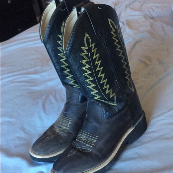 Brown leather boot - Picture 3 of 3